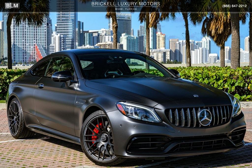 ☆激レア絶版*ディーラー限定*SPARK*1/43*Mercedes-Benz EQC