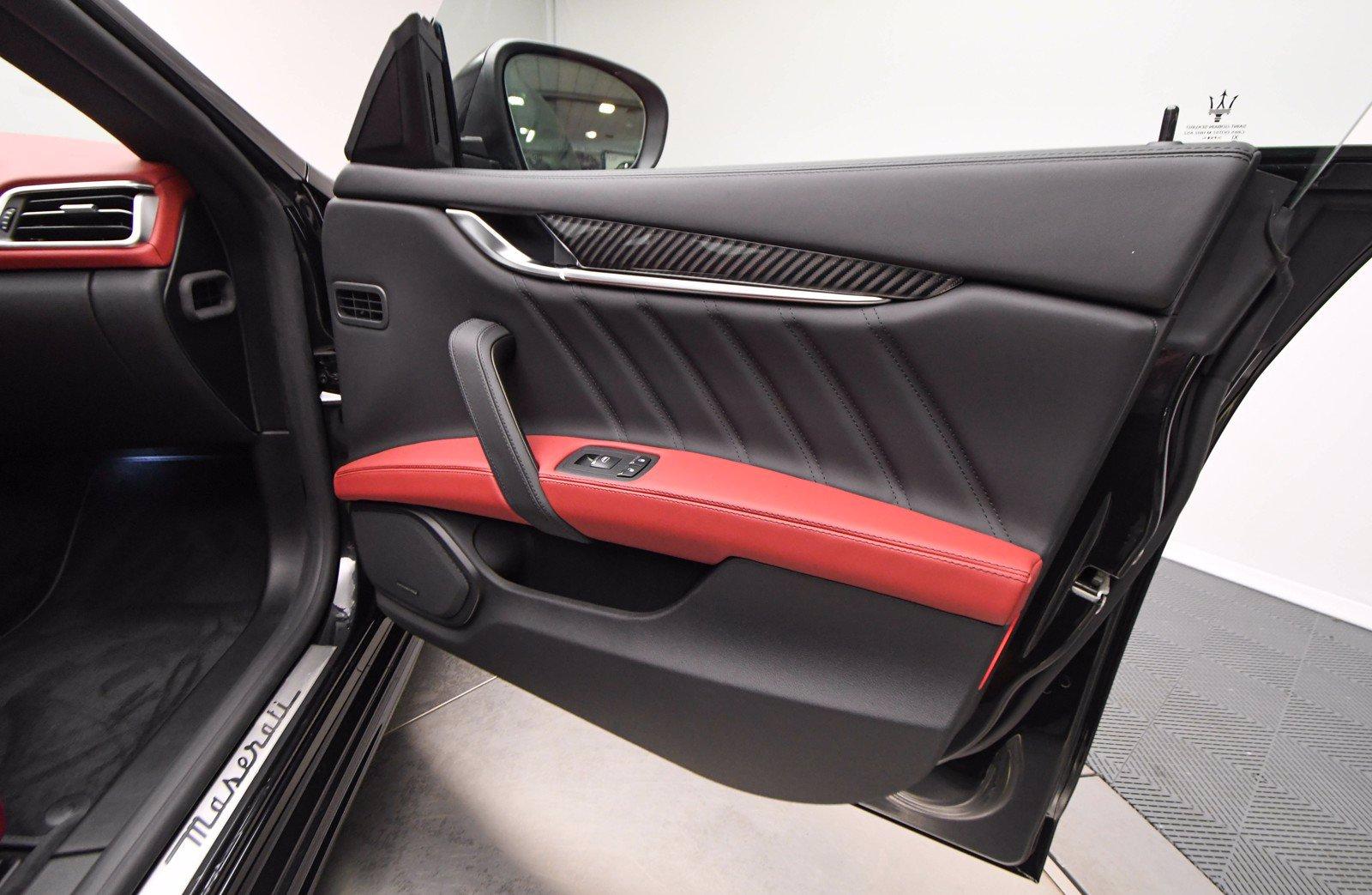 【新品未開封】ROSE BUD standingMICKEYMOUSEsweat New-2022-Maserati-Ghibli-