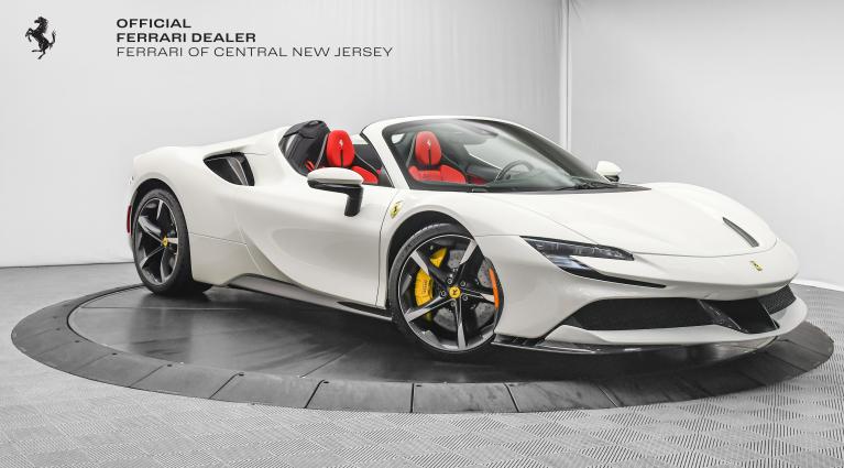 Ferrari California カタログ image?src=Images/live/2015-05/