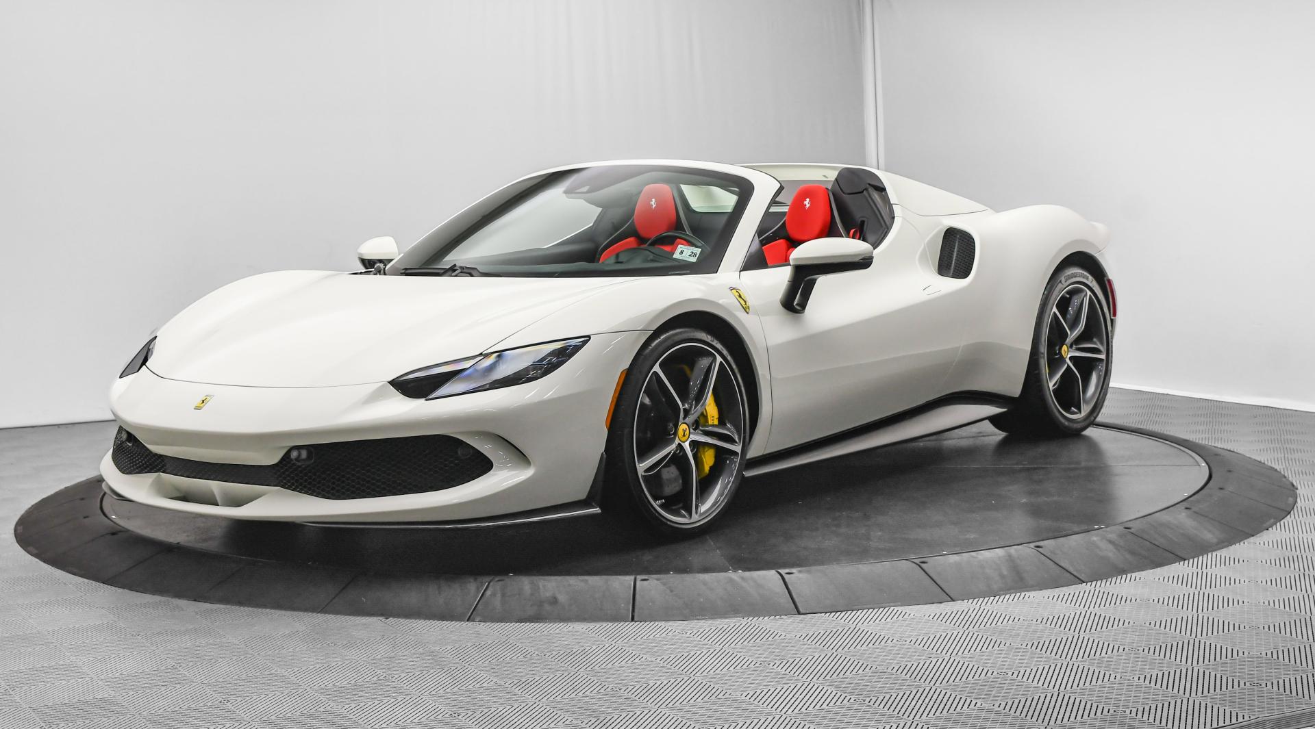 【新品・未開封】Ferrari 296GTS模型ホワイト 保証シール付き 新品・未開封】Ferrari 296GTS模型ホワイト 保証シール付き