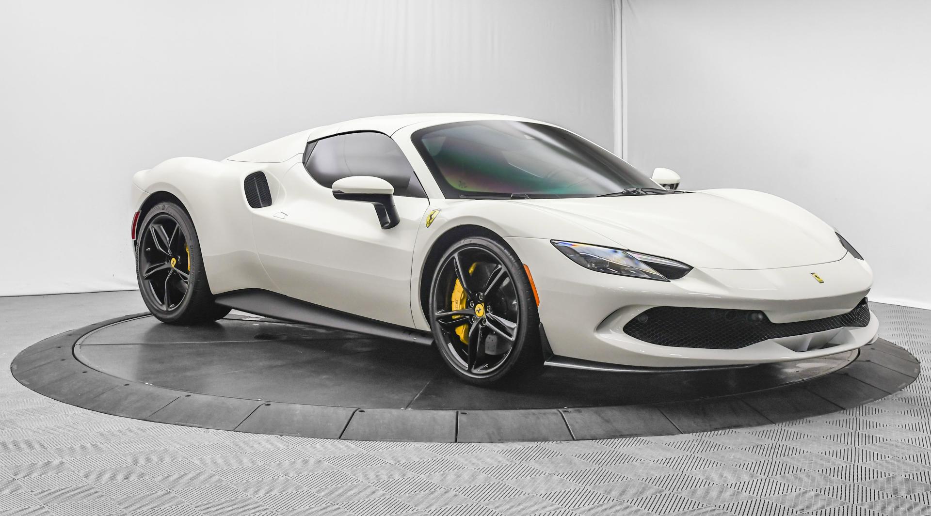 【新品・未開封】Ferrari 296GTS模型ホワイト 保証シール付き 新品・未開封】Ferrari 296GTS模型ホワイト 保証シール付き
