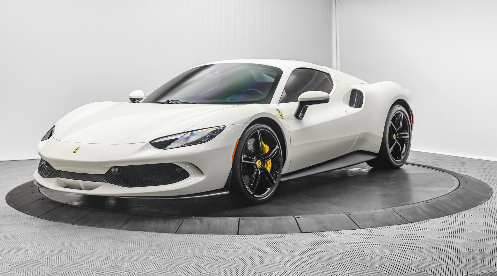 【新品・未開封】Ferrari 296GTS模型ホワイト 保証シール付き 新品・未開封】Ferrari 296GTS模型ホワイト 保証シール付き Used